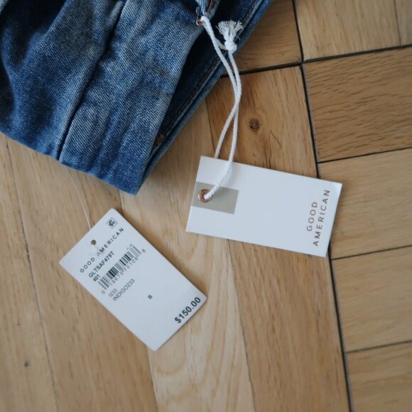 Good American - ALWAYS FITS GOOD LEGS STRAIGHT JEANS - Picture 2 of 6